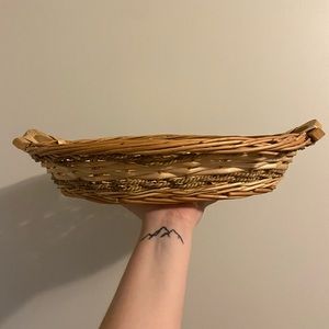 WICKER BASKET